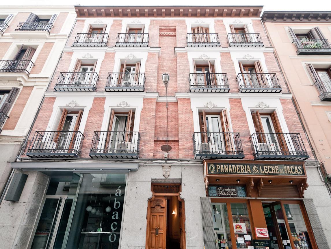 Hostal Las Cortes Madrid Exterior photo